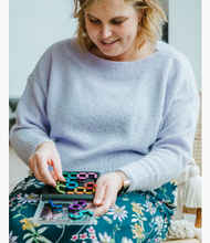 Load image into Gallery viewer, Smart Games IQ Digits puzzle game