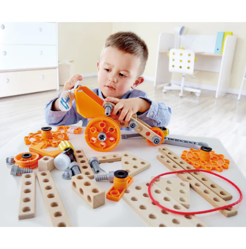 Hape Junior Inventor Deluxe Experiment Kit 57pc