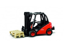 Load image into Gallery viewer, Bruder Linde Fork Lift H30D with 2 Pallets Construction