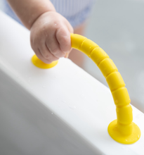 Load image into Gallery viewer, Fat Brain Toys PipSquigz Ringlets Baby & Toddler