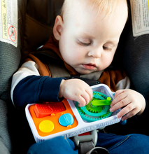 Load image into Gallery viewer, Fat Brain Toys PlayTab Go
