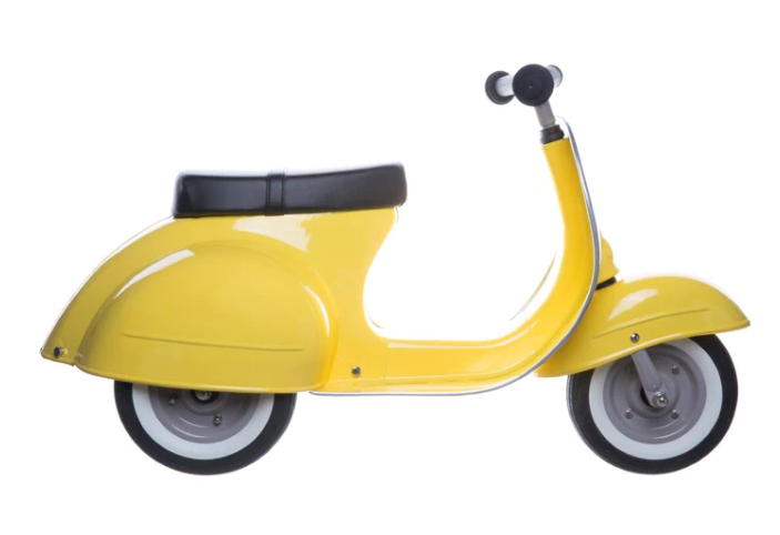 Amboss Toys Primo Classic Ride On Vespa Yellow Balance Bike