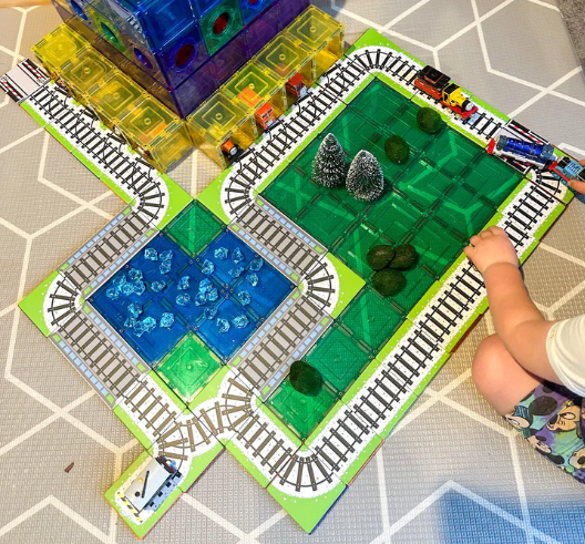 Learn & Grow Toys Magnetic Tile Toppers Train Track 36pc Set Construction