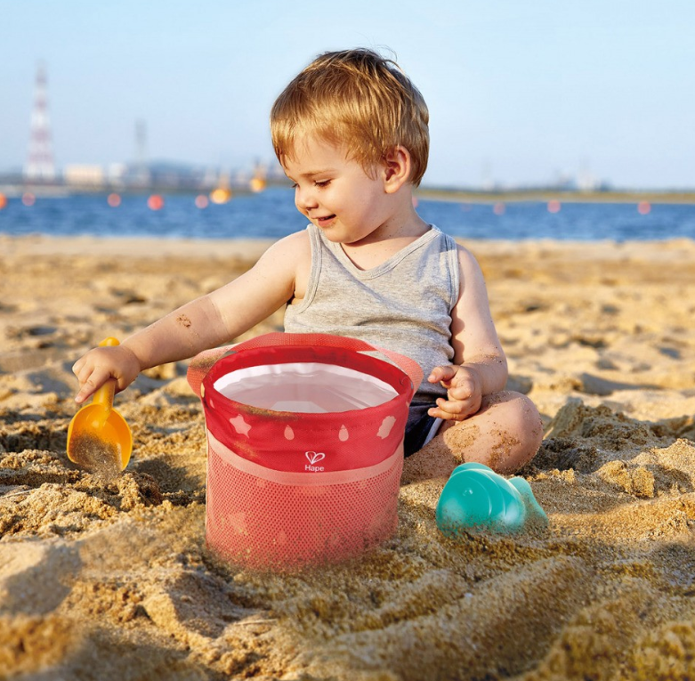 Hape Fold & Go Beach Set Beach & Sand Toys