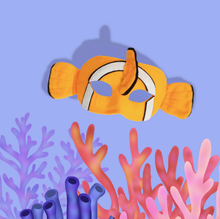 Load image into Gallery viewer, Sweida&#39;s Little Safari Deluxe Animal Mask Set - Clown Fish
