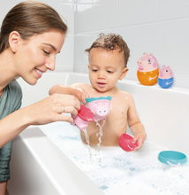 Load image into Gallery viewer, Peppa Pig Nesting Family Bath Toy
