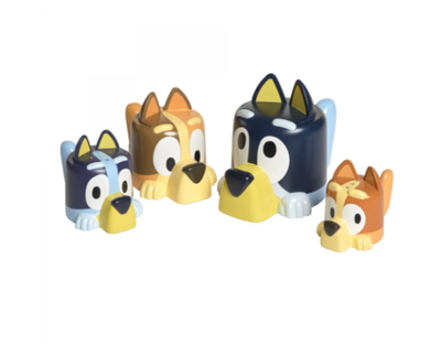 Tomy Bluey Family Pourers Bath Toy