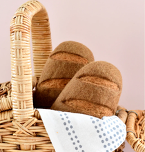 Load image into Gallery viewer, Tara Treasures Felt Rye Bread
