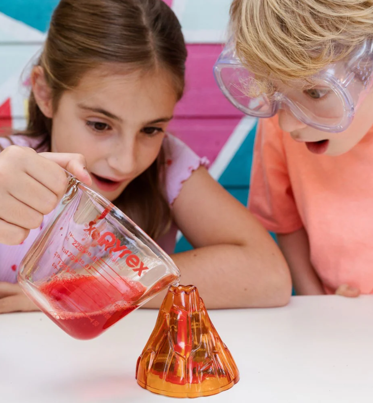 4M KidzLabs Table Top Volcano