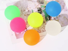 Load image into Gallery viewer, Squishty Sugar Stretch Ball
