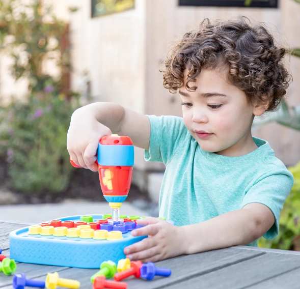 Educational Insights Design & Drill Bolt-It Bucket Construction