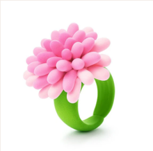 Load image into Gallery viewer, Hey Clay Bijou Flower Rings
