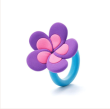 Load image into Gallery viewer, Hey Clay Bijou Flower Rings
