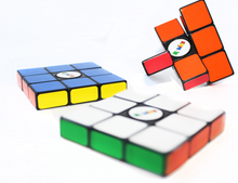 Load image into Gallery viewer, Rubik&#39;s Spin Block
