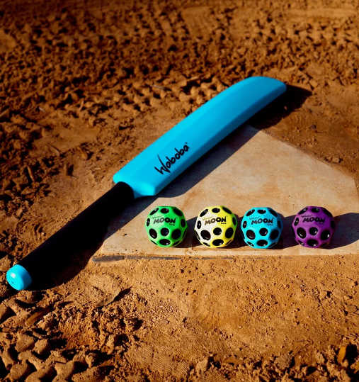Waboba Land Cracket Set with Moon Ball Cricket Bat Accessories