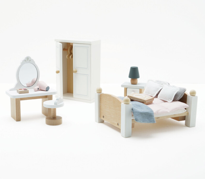 Le Toy Van Daisylane Master Bedroom Set