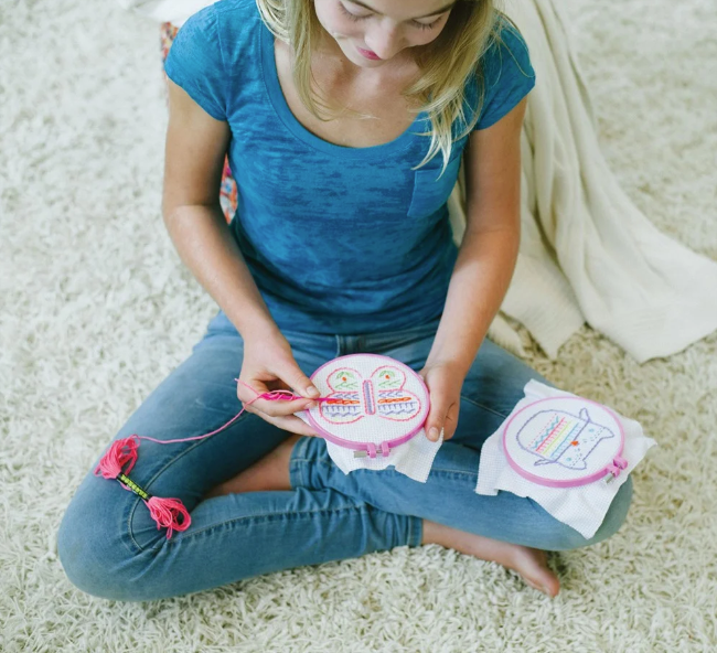 4M Easy To Do Embroidery Stitches