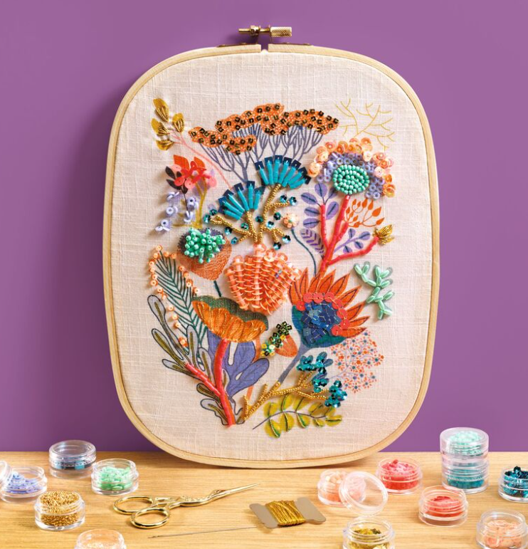 Djeco Atelier 58 Floral Beadwork Embroidery Kit