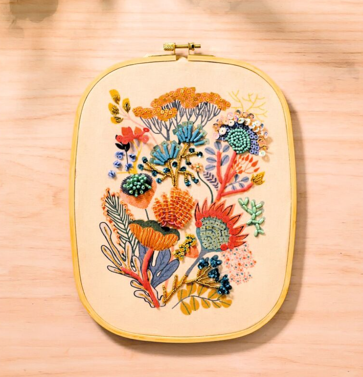 Djeco Atelier 58 Floral Beadwork Embroidery Kit