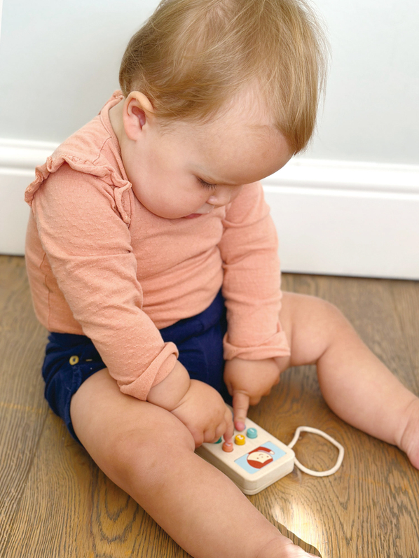 Mentari Wooden Mobile Phone Pretend Play