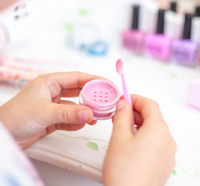 Oh Flossy Kids Mini Makeup Set