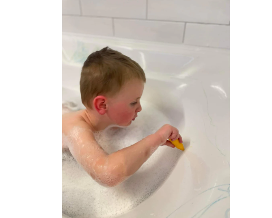 Nourish By Nature Bathtime Crayons 100% Natural Beeswax Bath Toy
