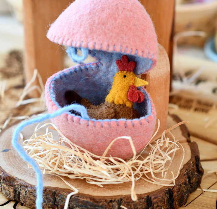 Tara Treasures Felt Surprise Egg with Hen pretend play food