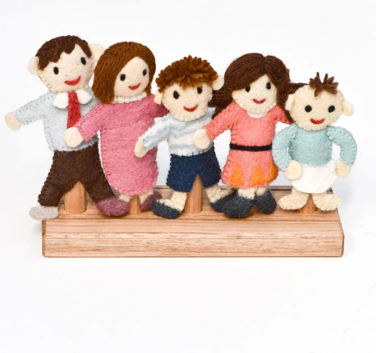 Tara Treasures Felt Finger Puppet Family Set finger puppet