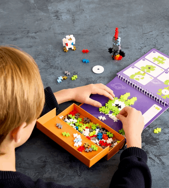 Plus-Plus Activity Pad Space Construction Toy