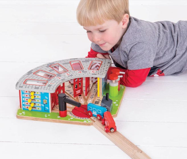 BigJigs Toys Rail Five Way Engine Shed Toy Trains & Train Sets