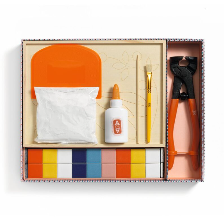 Djeco Atelier 72 Dragonfly Mosaic Art Kit