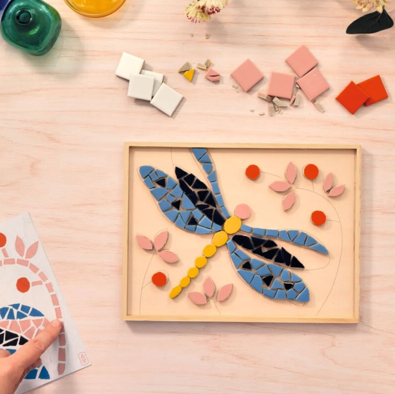 Djeco Atelier 72 Dragonfly Mosaic Art Kit