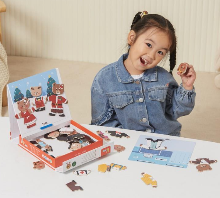 Viga Magnetic Dress Up Bear Family