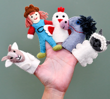 Load image into Gallery viewer, Tara Treasures Felt Old Macdonald Farm Animals B Set
