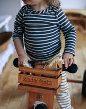 Load image into Gallery viewer, Kinderfeets Crate
