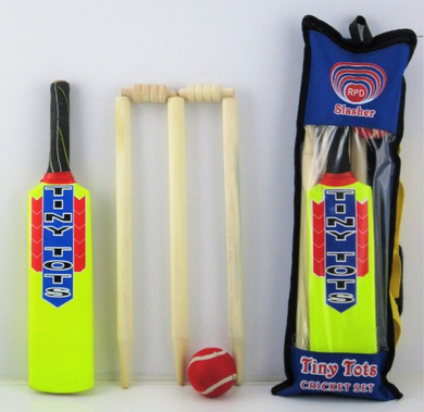 Slasher Cricket Set Tiny Tots Outdoor Play