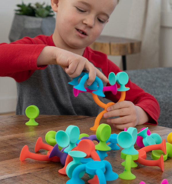 Fat Brain Toys Squigz 2.0 36pc Learning Aid