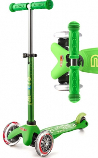 Micro Scooter Mini Deluxe Green Ride On Scooter