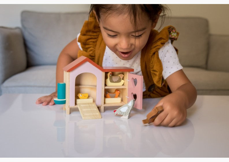 Tenderleaf Chicken Coop Play Set Dollhouse