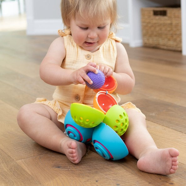 Fat Brain Toys Oombee Ball Baby Toy