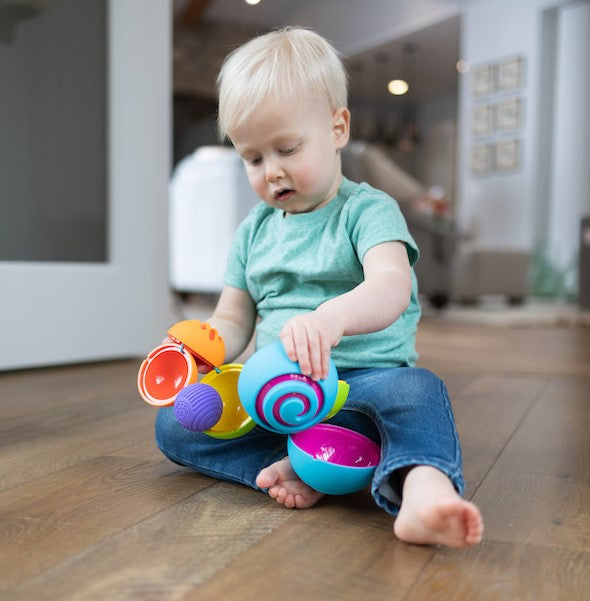 Fat Brain Toys Oombee Ball Baby Toy