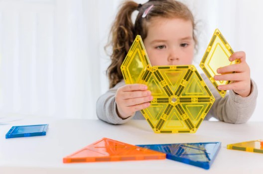 Learn & Grow Toys Magnetic Tiles Geometric Pack 36pc Construction